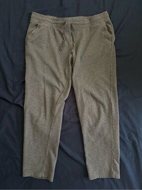 Champion women’s Heather Gray Drawstring Joggers
